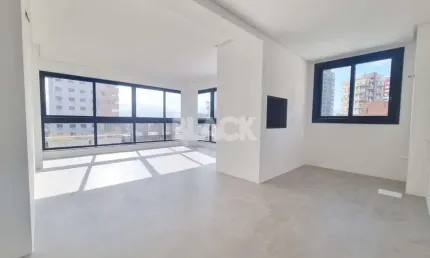 Apartamento novo com 2 suítes na Praia Grande em Torres RS