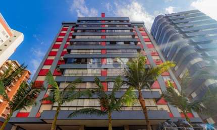 Apartamento 3 dormitórios com sacada na Praia Grande em Torres RS