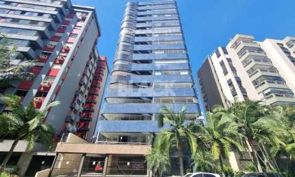 Apartamento 3 dormitórios com sacada nas Quatro Praças Torres RS