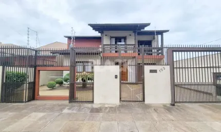 Casa com 4 quartos à venda na Rua Augusto Krás Borges, 153, Centro, Torres