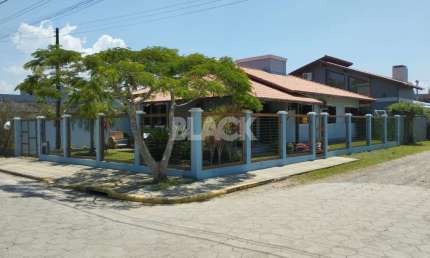 Casa com 3 quartos à venda na João Rodrigues Da Silva, 476, Centro, Passo de Torres