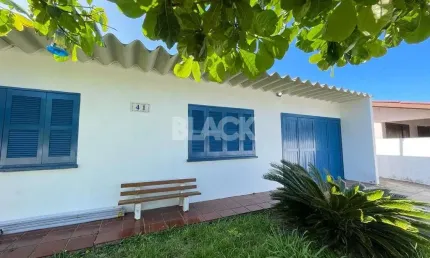 Casa com 3 quartos à venda na Rua Da Sé, 41, Itapeva, Torres