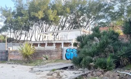 Casa com 2 quartos à venda na Beira Mar, sn, Praia da Cal, Torres