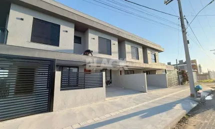 Casa com 2 quartos à venda na Rua Augusto Krás Borges, 03, Morada das Palmeiras, Torres