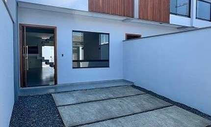 Casa com 3 quartos à venda na Rua Patrício Maia, 146, Guanabara, Joinville
