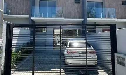 Casa com 3 quartos à venda na Rua Urubici, 495, Saguaçu, Joinville