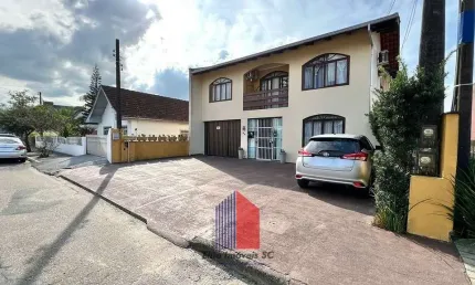 Casa com 5 quartos à venda na Rua Seara, 95, Iririú, Joinville