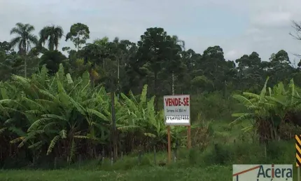 São Roque- Ótima localização, de frente para rodovia!