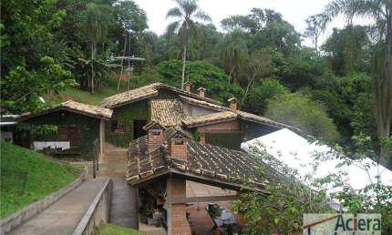 Casa com 4 quartos para alugar na Rua Iris Memberg, Granja Clotilde, Cotia