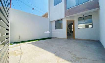 Casa com 3 quartos à venda na Santa Branca, Belo Horizonte  por R$ 729.000