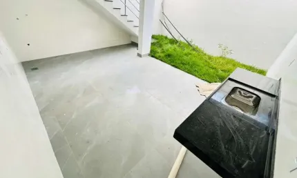 Casa com 3 quartos à venda na Santa Amélia, Belo Horizonte  por R$ 680.000