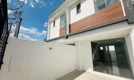 Casa com 2 quartos à venda em Piratininga (Venda Nova), Belo Horizonte  por R$ 406.000
