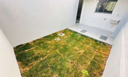 Casa com 3 quartos à venda em Piratininga (Venda Nova), Belo Horizonte  por R$ 565.000