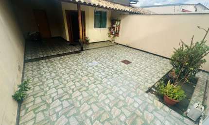 Casa com 3 quartos à venda em São João Batista, Belo Horizonte  por R$ 750.000