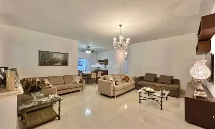 Casa com 5 quartos à venda na Santa Amélia, Belo Horizonte  por R$ 1.750.000