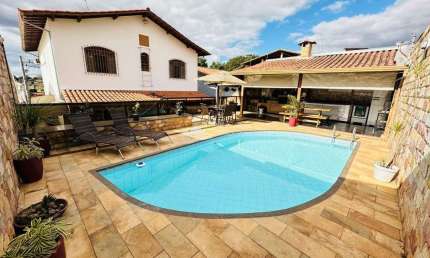 Casa com 4 quartos à venda em São João Batista, Belo Horizonte  por R$ 1.300.000