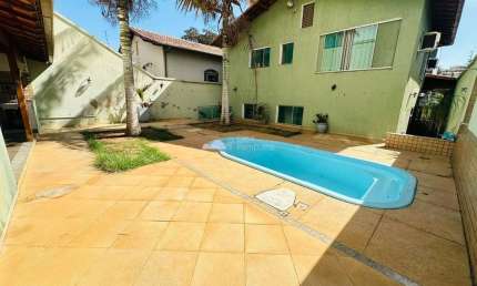 Casa com 4 quartos à venda na Santa Amélia, Belo Horizonte  por R$ 1.400.000