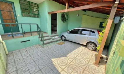 Casa com 4 quartos à venda no Planalto, Belo Horizonte  por R$ 595.000