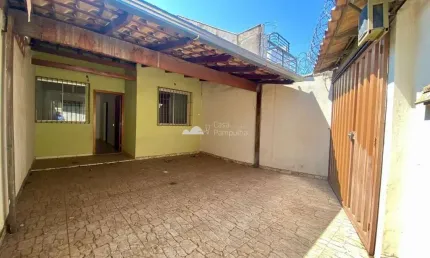 Casa com 2 quartos à venda em Piratininga (Venda Nova), Belo Horizonte  por R$ 420.000
