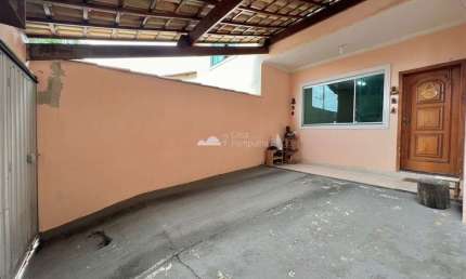 Casa com 3 quartos à venda na Santa Mônica, Belo Horizonte  por R$ 600.000