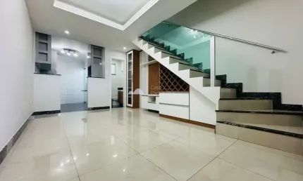 Casa com 2 quartos à venda na santa amélia, belo horizonte  por r$ 464.900