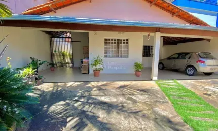 Casa com 3 quartos à venda em Nazia, Vespasiano  por R$ 850.000