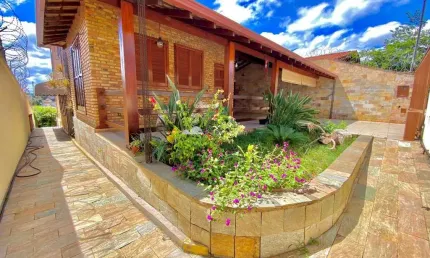 Casa com 5 quartos à venda na Santa Amélia, Belo Horizonte  por R$ 1.400.000