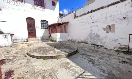 Casa com 4 quartos à venda na santa amélia, belo horizonte  por r$ 500.000