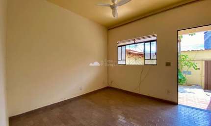 Casa com 3 quartos à venda no Maria Helena (Justinópolis), Ribeirão das Neves  por R$ 480.000