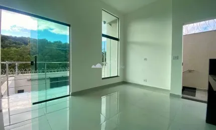 Casa com 3 quartos à venda no Novo Centro, Santa Luzia  por R$ 650.000