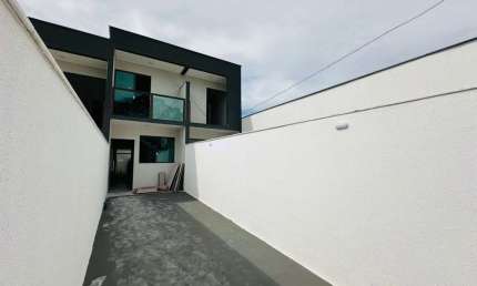 Casa com 2 quartos à venda na Candelária, Belo Horizonte  por R$ 490.000