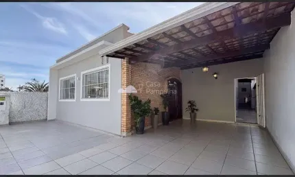 Casa com 3 quartos à venda na Santa Amélia, Belo Horizonte  por R$ 949.000
