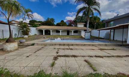 Casa com 3 quartos à venda em Braúnas, Belo Horizonte  por R$ 1.599.000