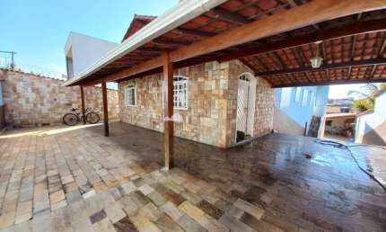 Casa com 5 quartos à venda em Garças, Belo Horizonte  por R$ 1.500.000
