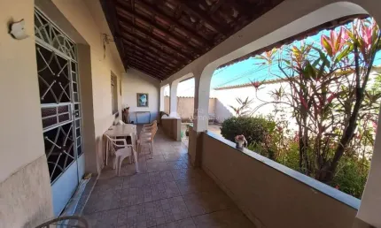 Casa com 4 quartos à venda no Jardim Leblon, Belo Horizonte  por R$ 650.000