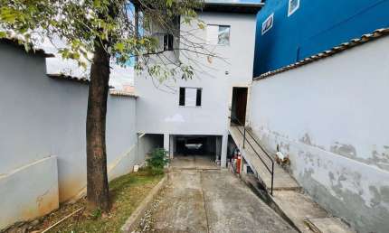 Casa com 3 quartos à venda no Planalto, Belo Horizonte  por R$ 600.000