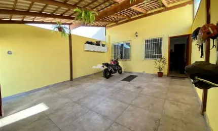 Casa com 3 quartos à venda no Novo Centro, Santa Luzia  por R$ 440.000