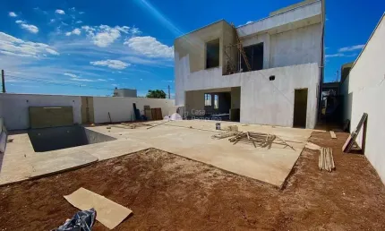 Casa em condomínio fechado com 4 quartos à venda no Gran Park, Vespasiano  por R$ 2.090.000