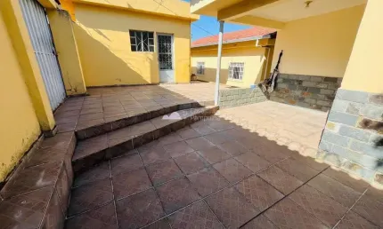 Casa com 5 quartos à venda na Santa Mônica, Belo Horizonte  por R$ 600.000