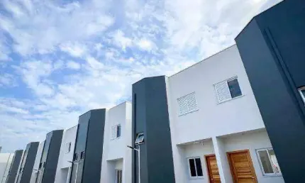 Sobrado à venda, 70 m² por R$ 380.000,00 - Rio do Ouro - Caraguatatuba/SP