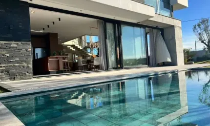 Apartamento com 5 quartos à venda no Centro, Xangri-Lá  por R$ 5.280.000
