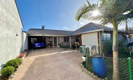 Casa com 2 quartos à venda na Zona Nova, Capão da Canoa  por R$ 750.000