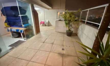 Cobertura de Luxo no Estuário: 3 quartos, 1 suite, 3 salas, 4 banheiros, 1 vaga de garagem, 150m² - Santos-SP.