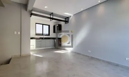 Imperdível Casa à Venda em Santos-SP, Marapé  2 Quartos, 2 Suítes, 1 Sala, 3 Banheiros, 1 Vaga de Garagem, 129,00 m² de Área