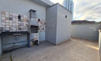 Casa à venda em Santos-SP, bairro Marapé, 2 quartos, 1 suíte, 1 sala, 3 banheiros, 1 vaga, 140m²