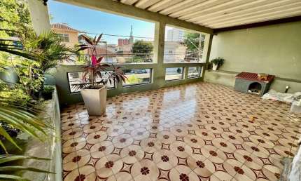 Imperdível Casa à Venda em Santos-SP, Bairro Aparecida: 3 Quartos, 1 Sala, 3 Banheiros, 2 Vagas, 153m² de Área