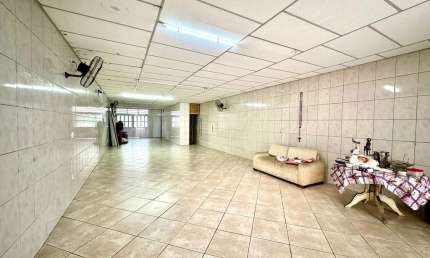Imperdível Casa à Venda em Santos-SP, Vila Mathias: 3 Quartos, 2 Suítes, 1 Sala, 4 Banheiros, 8 Vagas, 220m² de Área