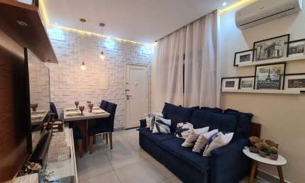 Oportunidade imperdível: Apartamento à venda em Santos-SP, Embaré, 2 quartos, 1 suíte, sala, 2 banheiros, 68m².