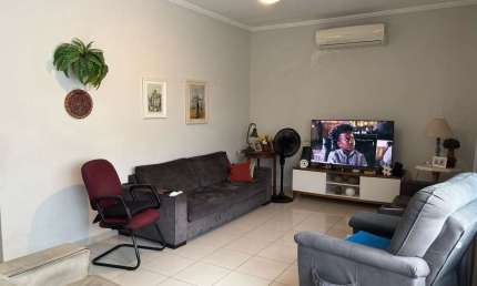 Casa com 3 quartos à venda na Rua Augusto Paulino, 104, Campo Grande, Santos