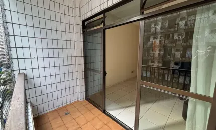 Apartamento à venda em Santos-SP, Pompéia: 2 quartos, 1 sala, 2 banheiros, 1 vaga de garagem! Aproveite!